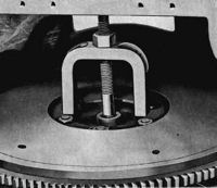 J-1448 Clutch Pilot Bearing Puller