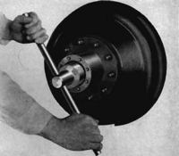 J-870G Rear Axle Wheel Bearing Nut Wrench